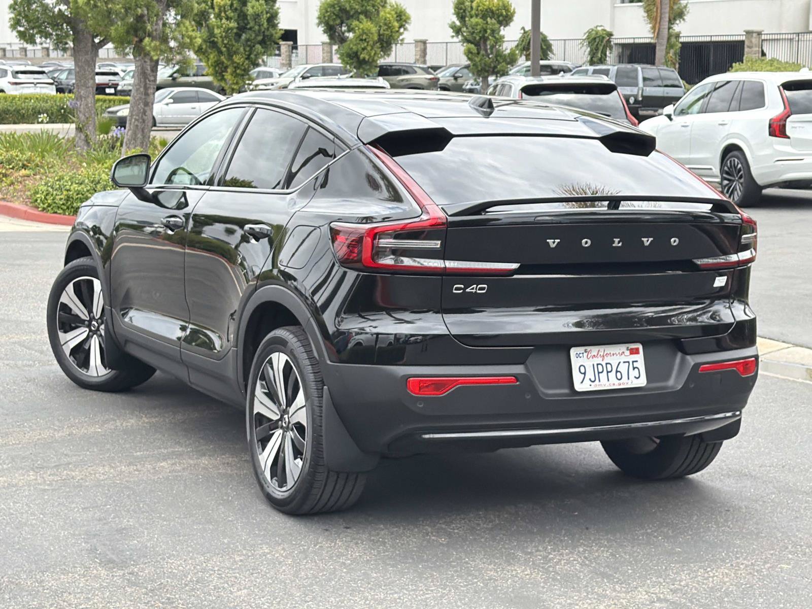 Certified 2023 Volvo C40 P8 Recharge Plus w/ Protection Package Premier AWD/4WD image 7