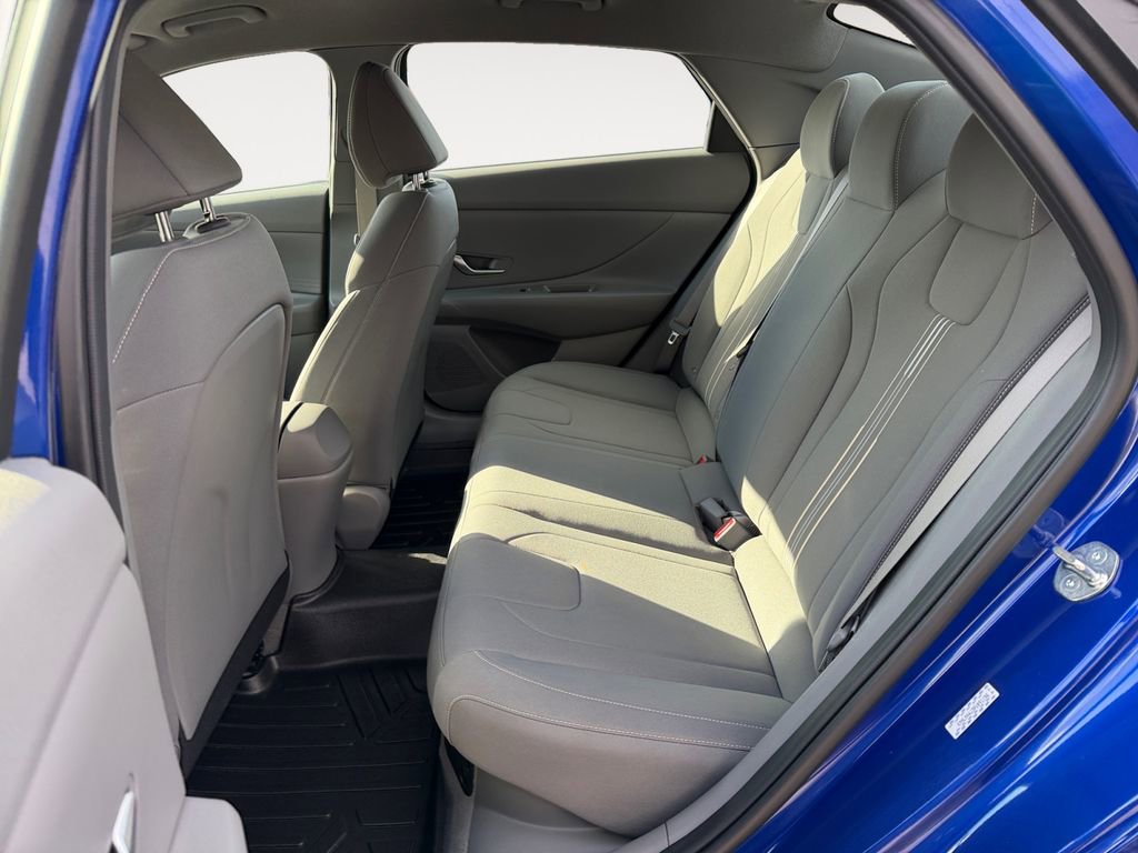 Certified 2023 Hyundai Elantra Blue image 27