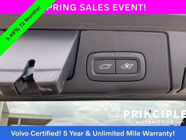 Certified 2025 Volvo XC60 B5 Core image 15