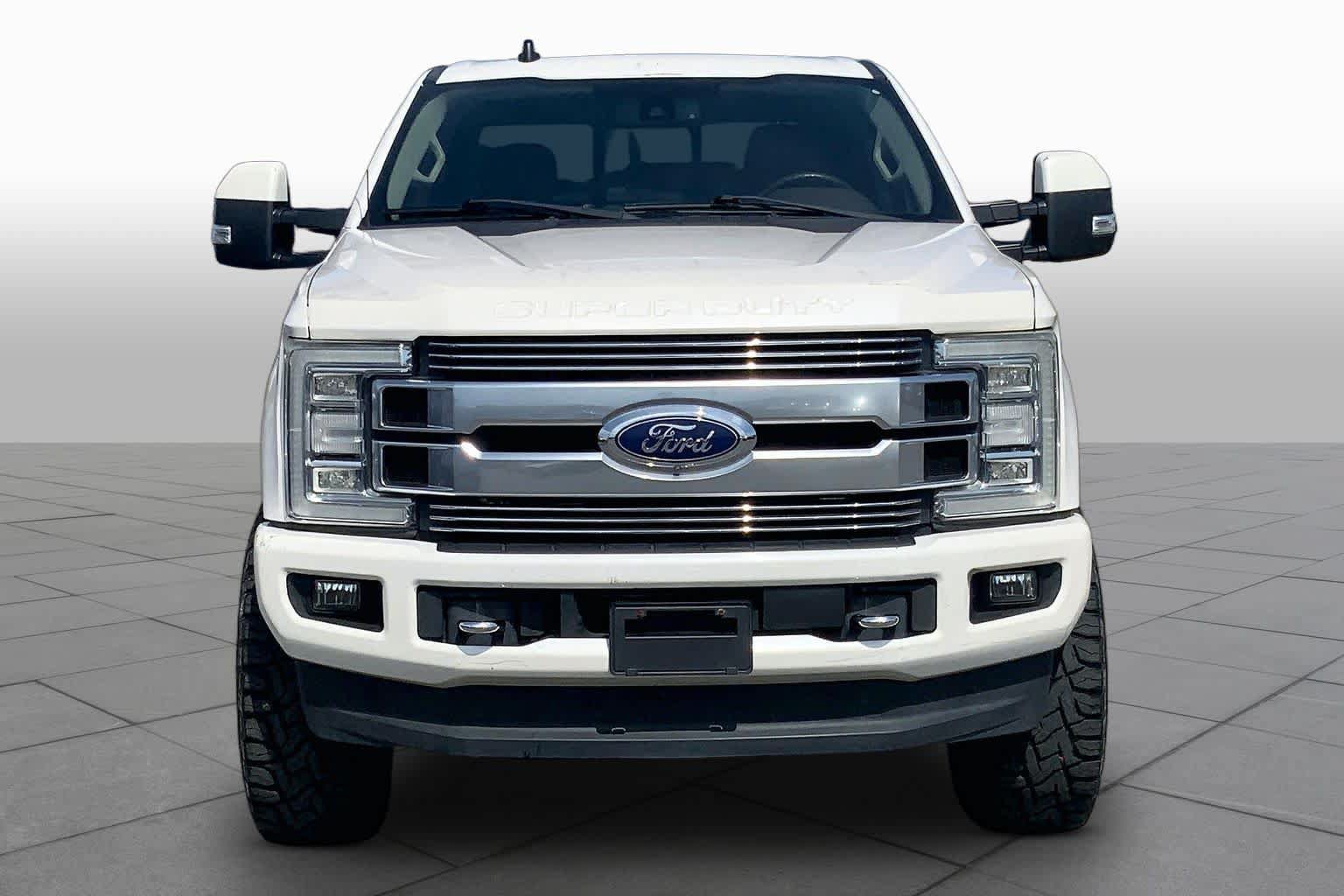 Used 2019 Ford F250 Limited w/ FX4 Off-Road Package AWD/4WD image 4