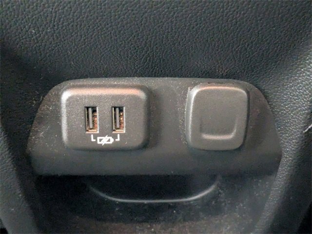 Used 2022 Chevrolet Colorado ZR2 image 25