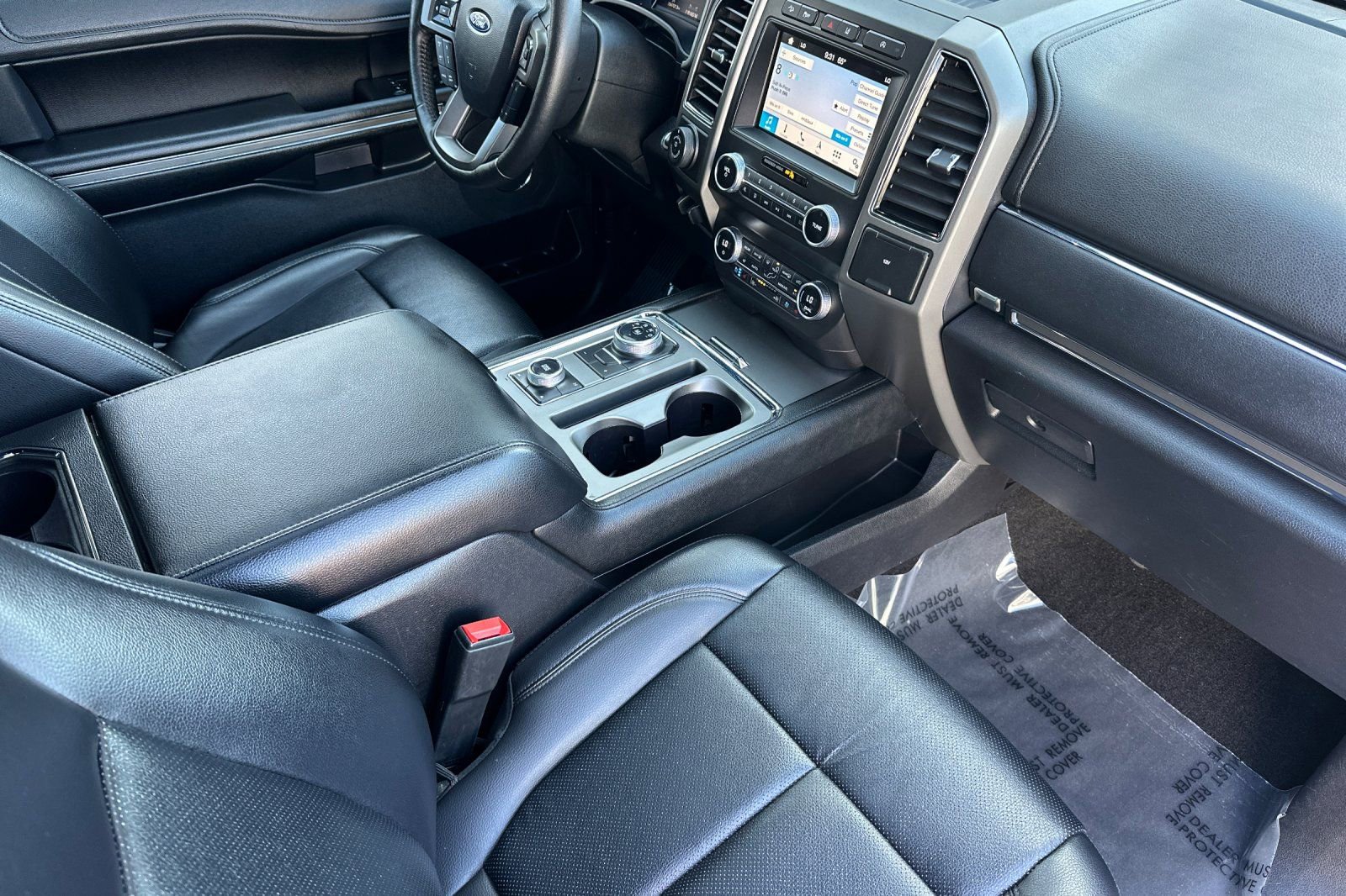 Used 2019 Ford Expedition Max XLT w/ Equipment Group 202A AWD/4WD image 16