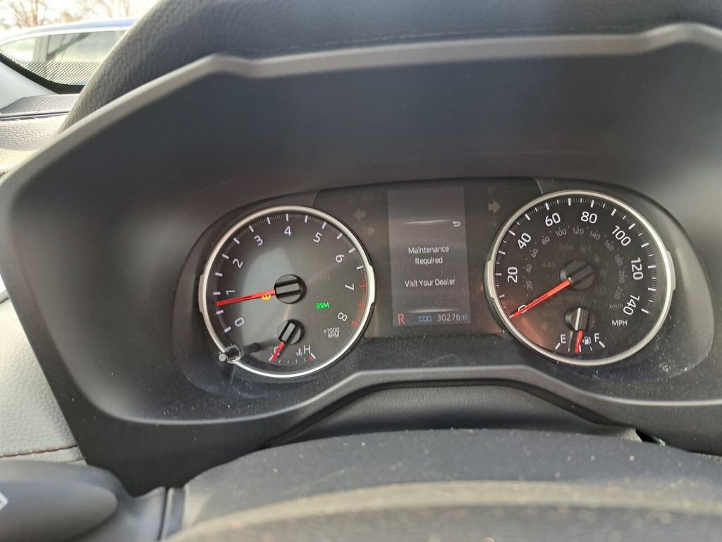 Used 2020 Toyota RAV4 XLE image 11