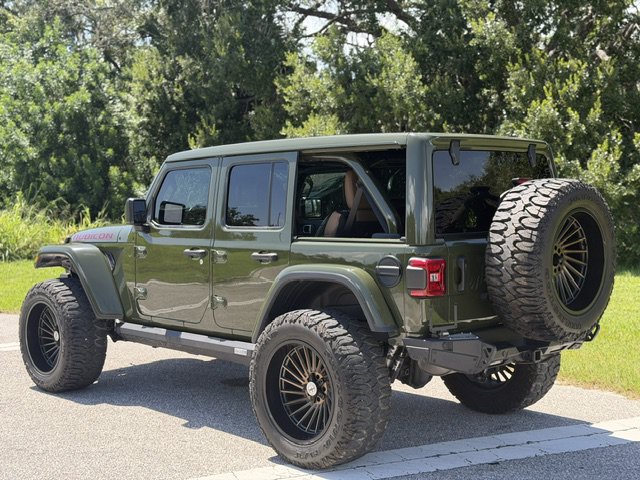 Used 2021 Jeep Wrangler Unlimited Rubicon AWD/4WD image 3