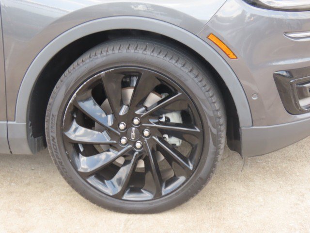 Used 2020 Lincoln Nautilus Reserve w/ Equipment Group 201A FWD image 7