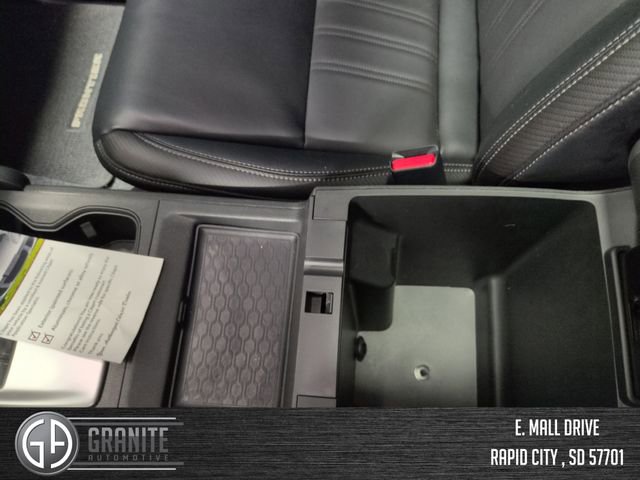 Used 2024 Nissan Frontier SL w/ Technology Package image 25