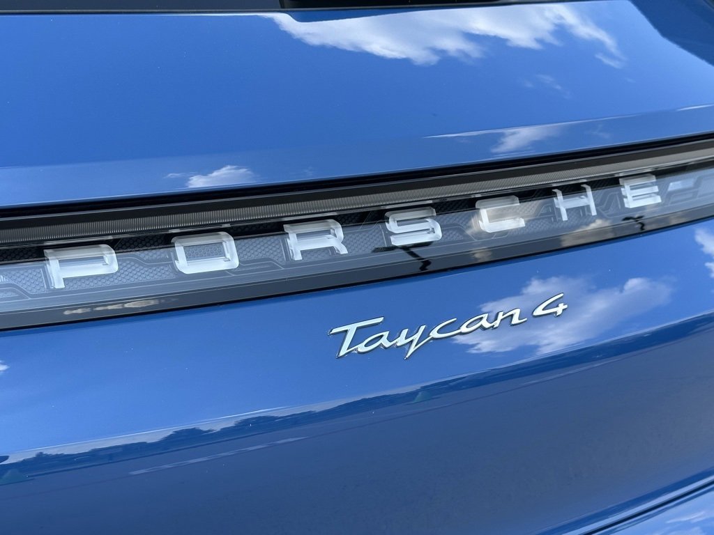 Used 2022 Porsche Taycan 4 Cross Turismo image 34