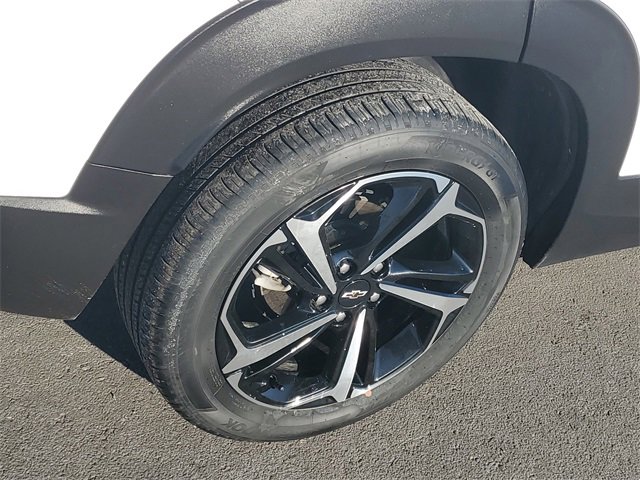 Used 2023 Chevrolet TrailBlazer RS w/ Sun and Liftgate Package image 5