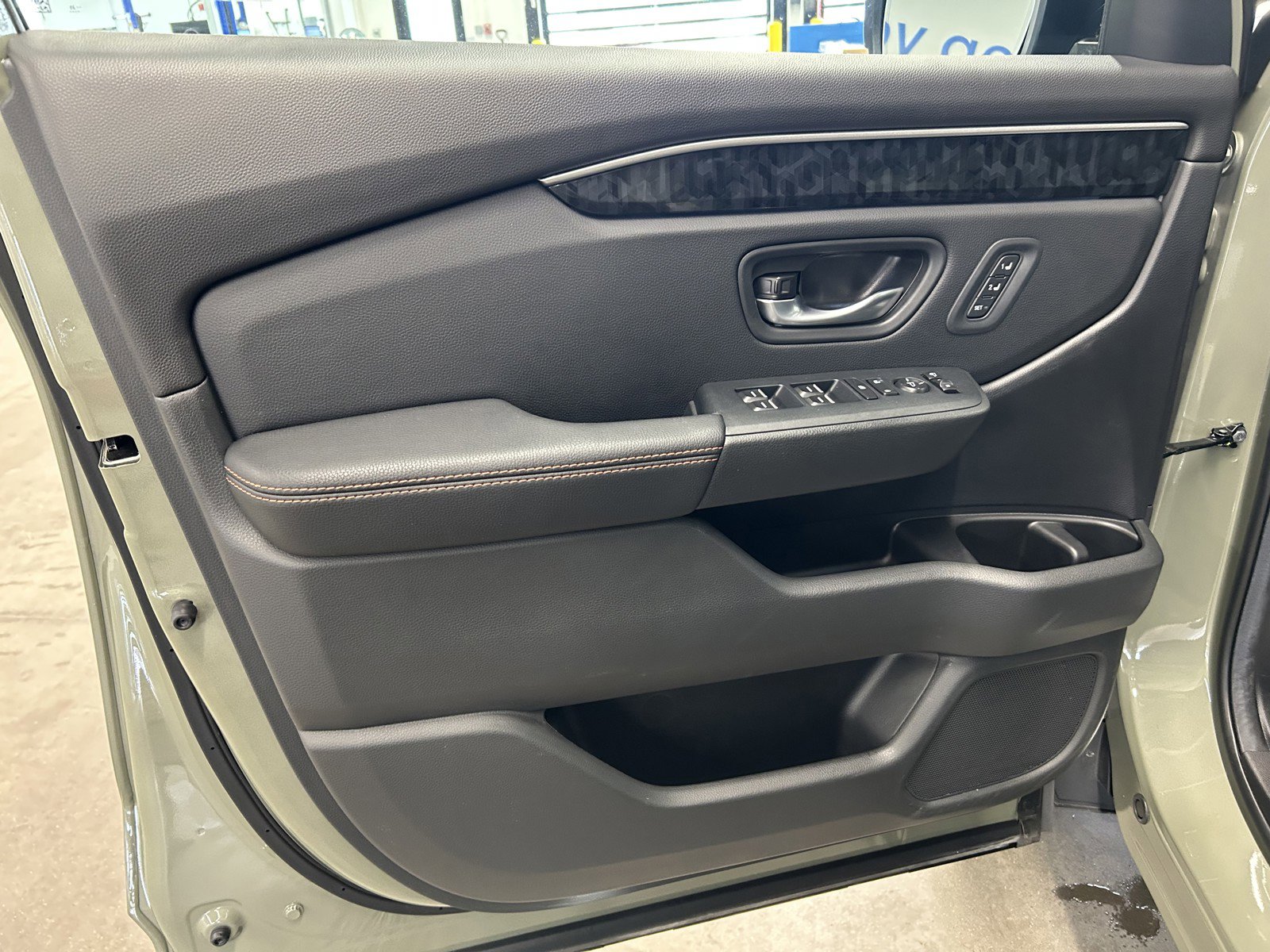 Certified 2026 Honda Passport TrailSport Elite image 10