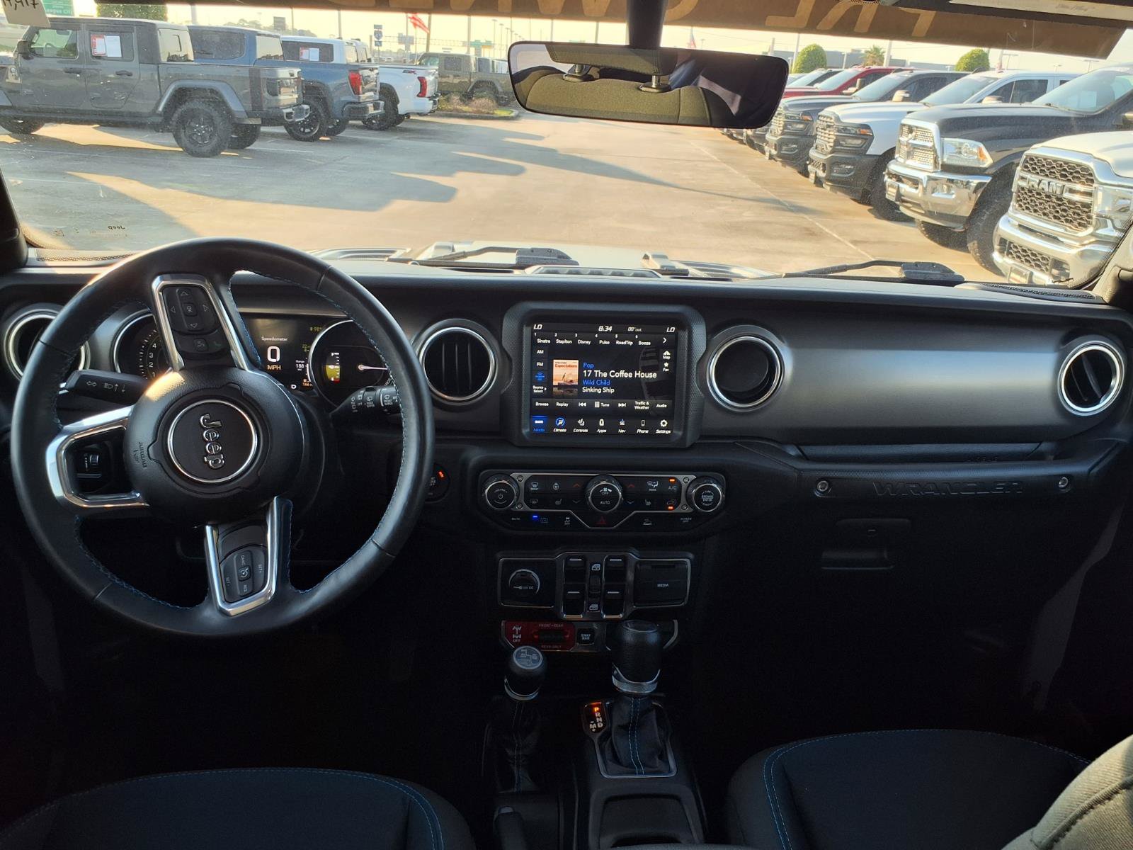 Used 2023 Jeep Wrangler Unlimited Rubicon 4xe w/ Cold Weather Group AWD/4WD image 12