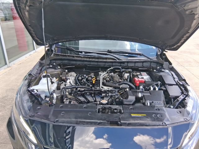 Used 2025 Nissan Altima 2.5 SR FWD image 4