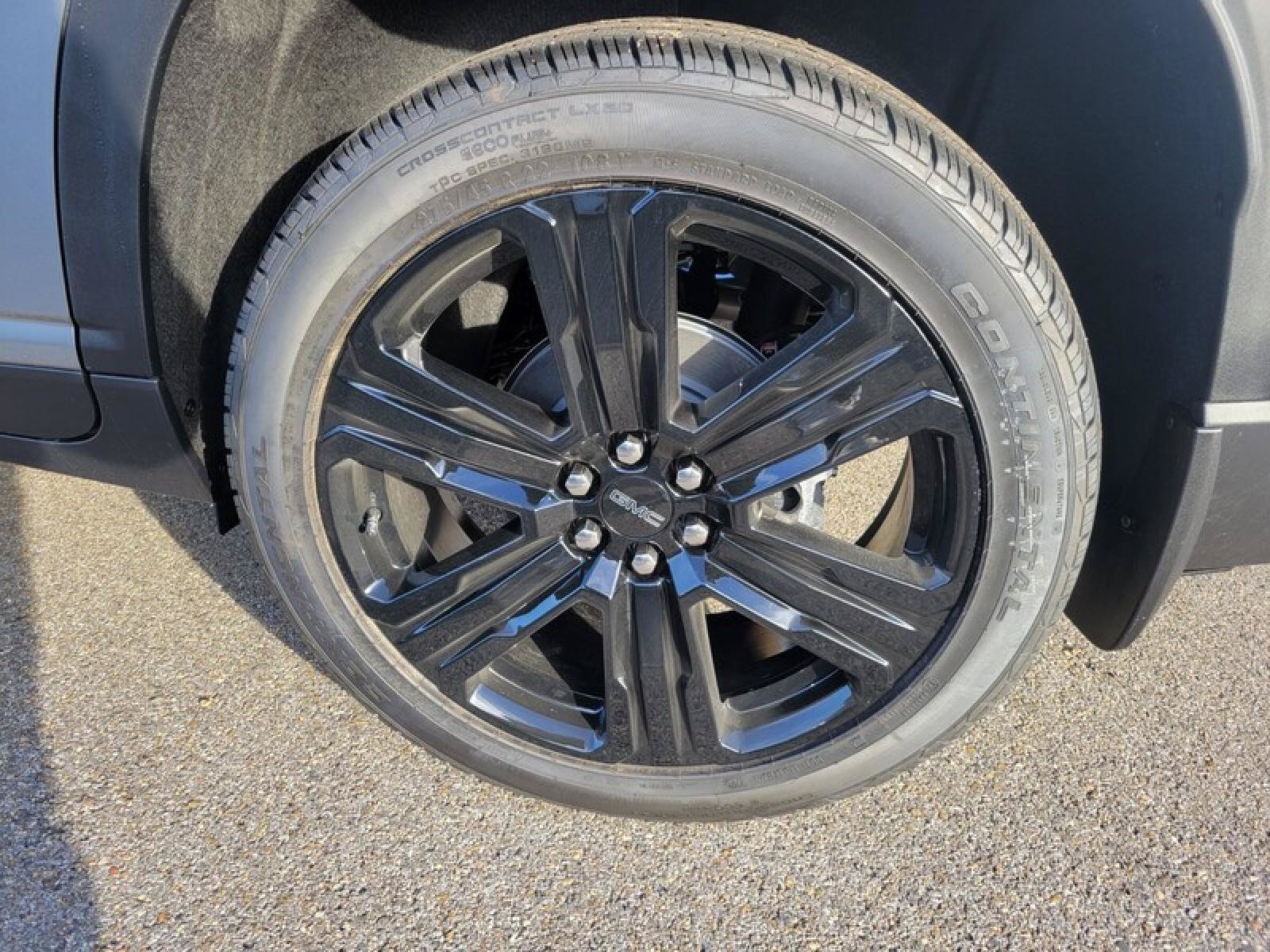 New 2026 GMC Acadia Elevation w/ Black Edition FWD image 9