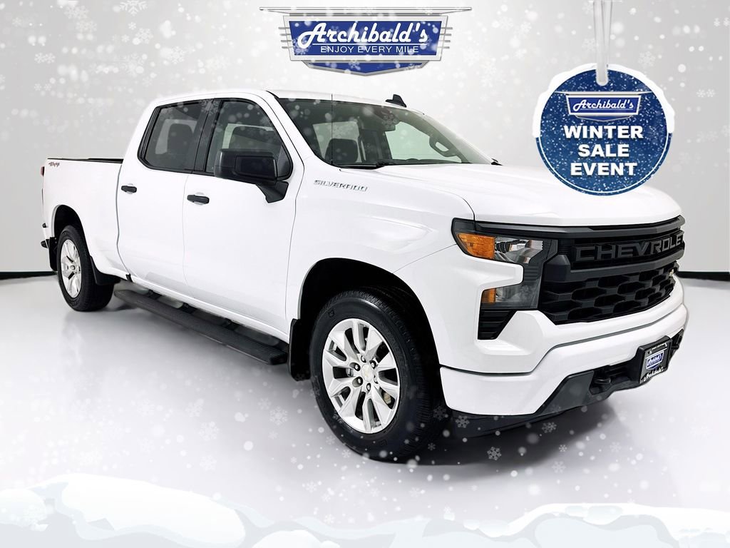 Used 2023 Chevrolet Silverado 1500 Custom image 1
