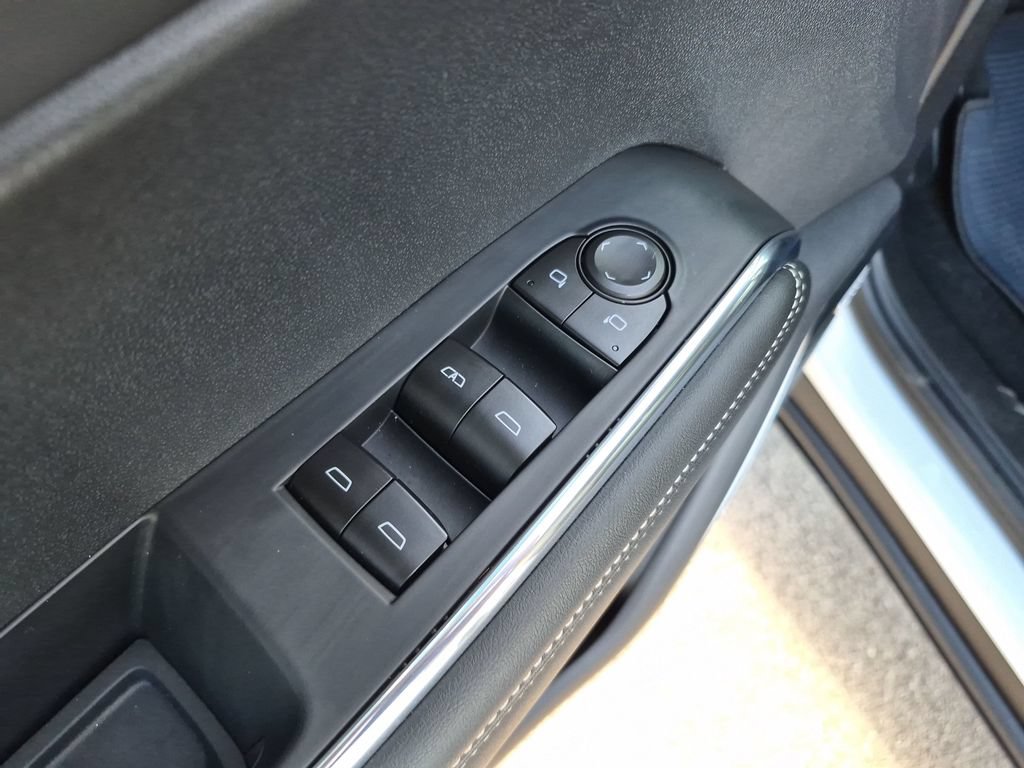Certified 2024 GMC Acadia Elevation w/ Black Edition FWD image 20