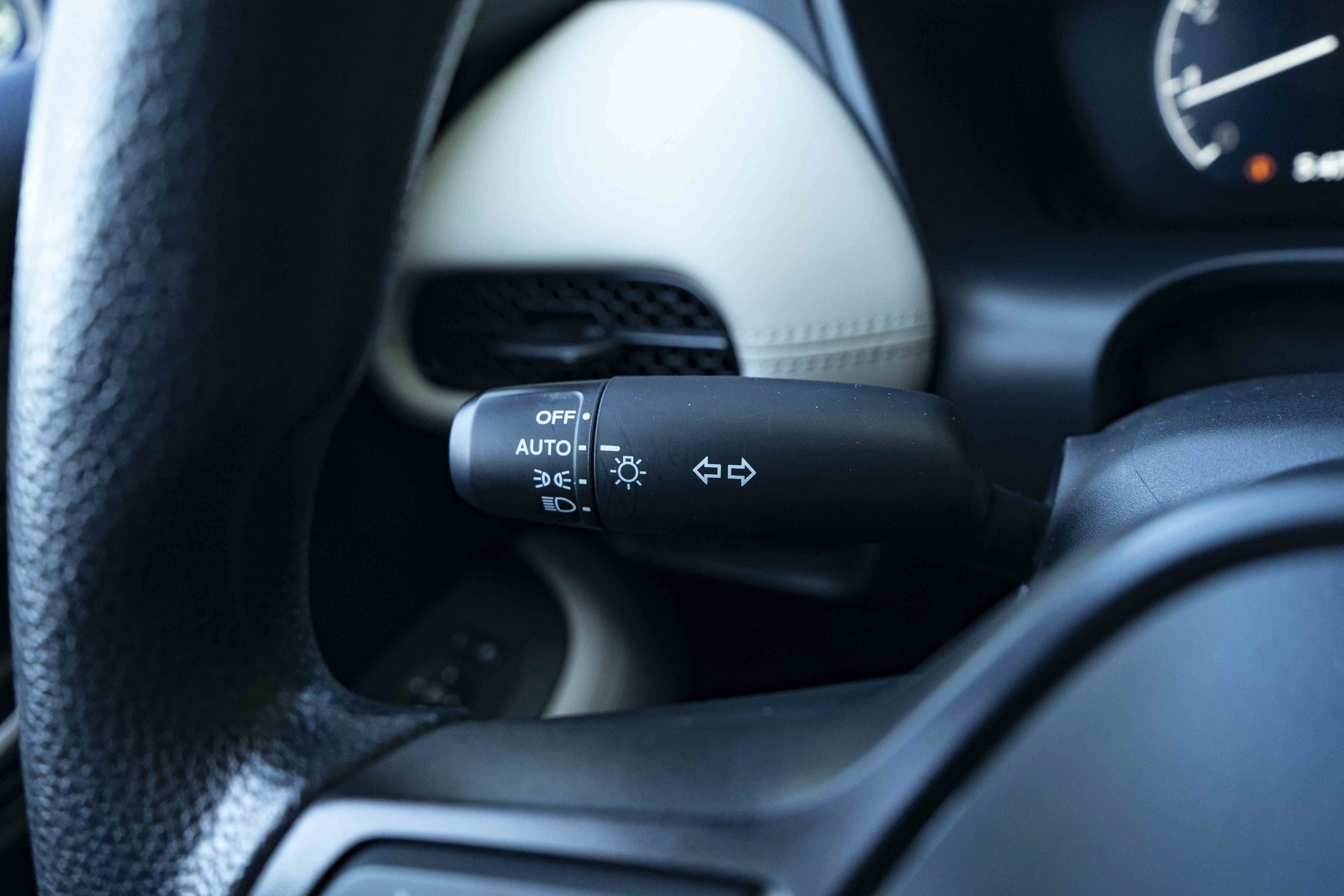 Used 2024 Honda HR-V LX image 23