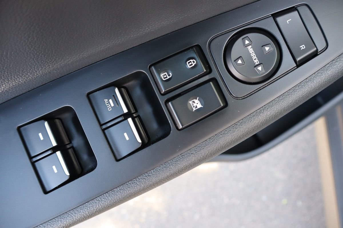 Used 2021 Hyundai Tucson Ultimate w/ Cargo Package image 27