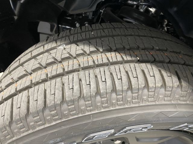 New 2026 RAM 1500 4x4 Crew Cab image 44