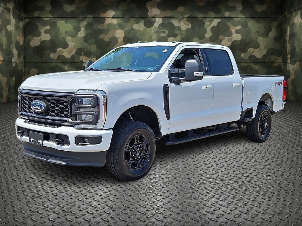Used 2024 Ford F250 XLT w/ XLT Premium Package AWD/4WD image 3