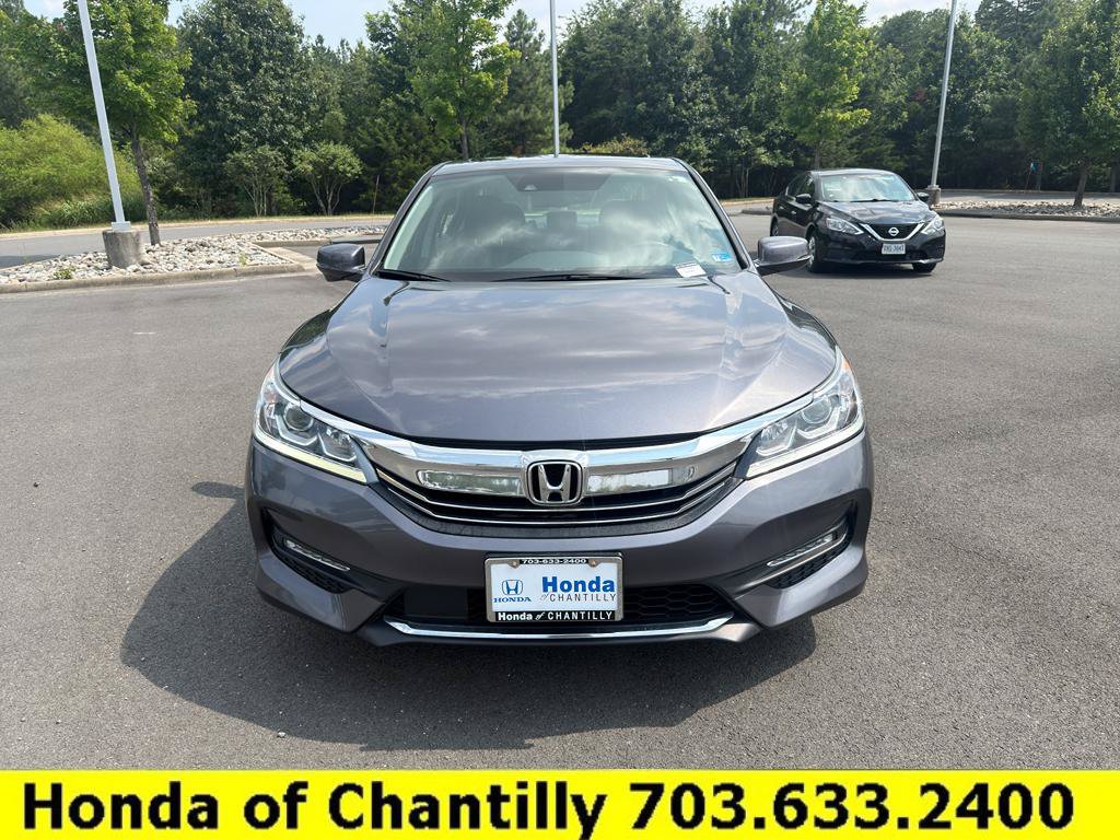 Used 2017 Honda Accord EX-L image 2