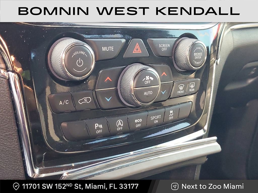 Used 2021 Jeep Grand Cherokee Limited w/ Luxury Group II image 20