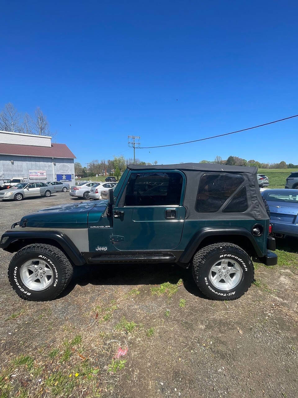 Used 1997 Jeep Wrangler SE AWD/4WD image 3
