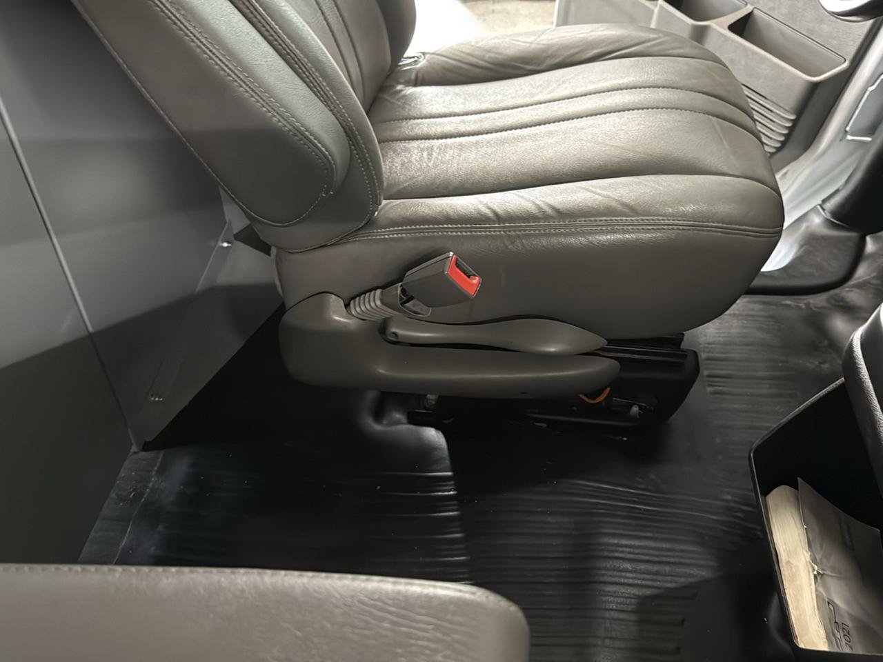 Used 2021 Chevrolet Express 2500 Extended w/ Driver Convenience Package RWD image 42