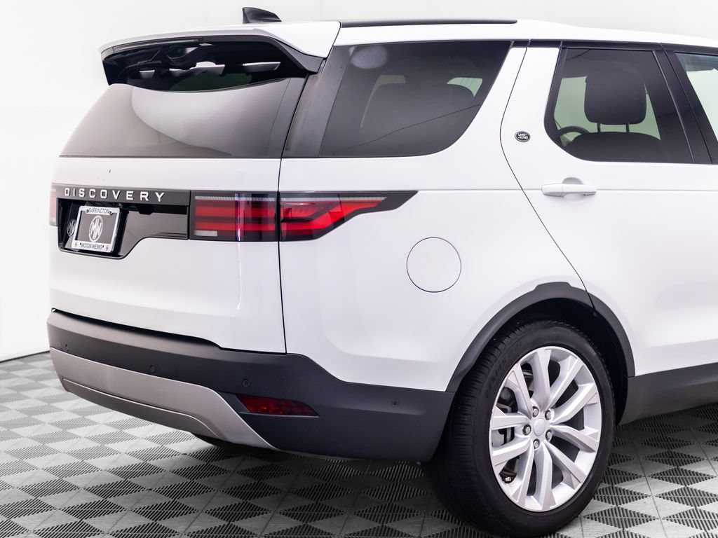 Used 2024 Land Rover Discovery S AWD/4WD image 39