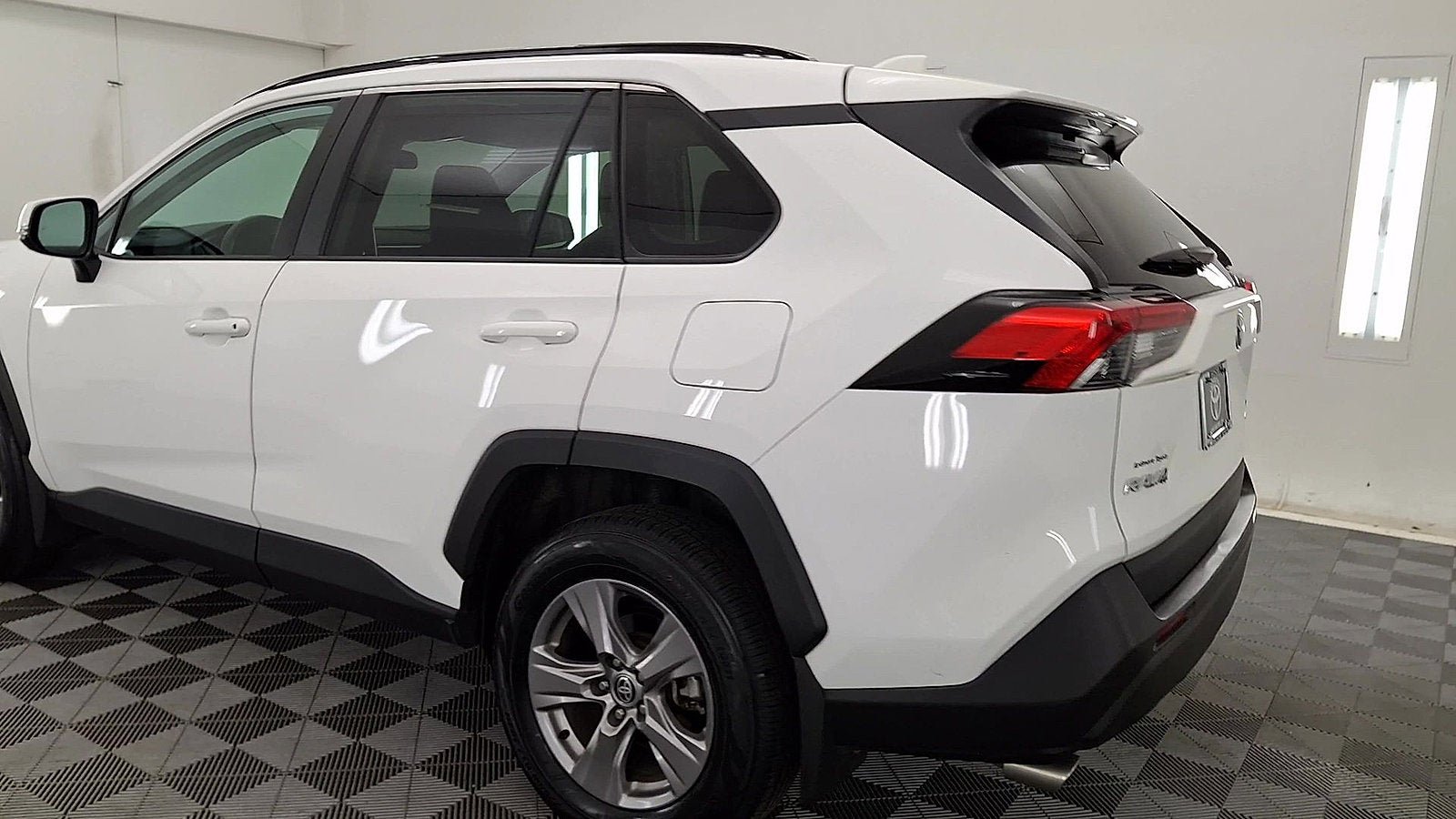 Used 2023 Toyota RAV4 XLE w/ Convenience Package AWD/4WD image 2