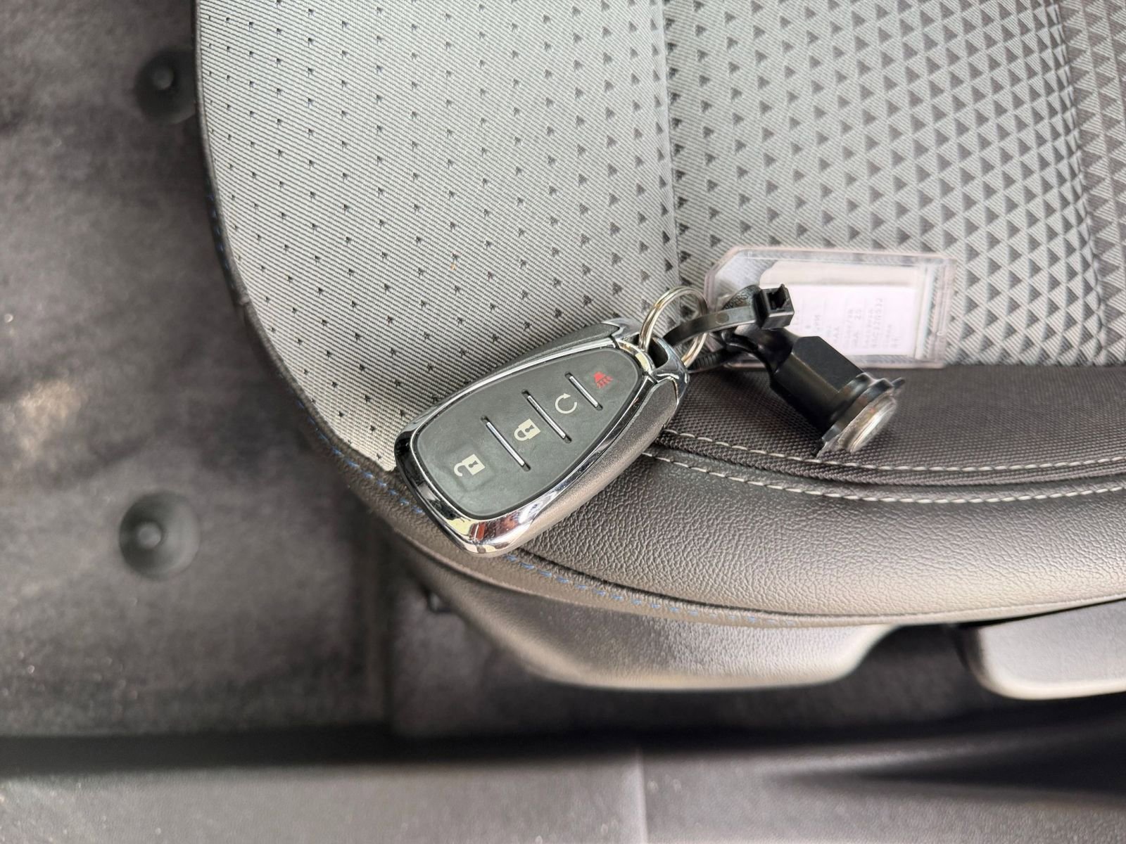 Used 2025 Chevrolet Trax LT image 25