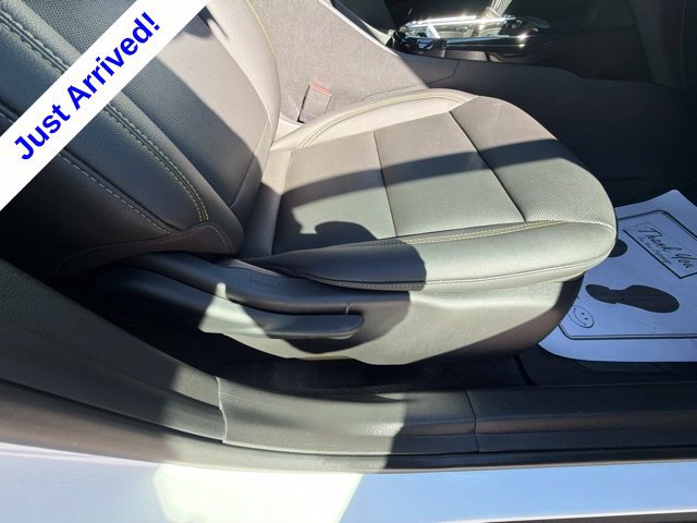 Used 2024 Chevrolet Trax ACTIV w/ Sunroof Package FWD image 23