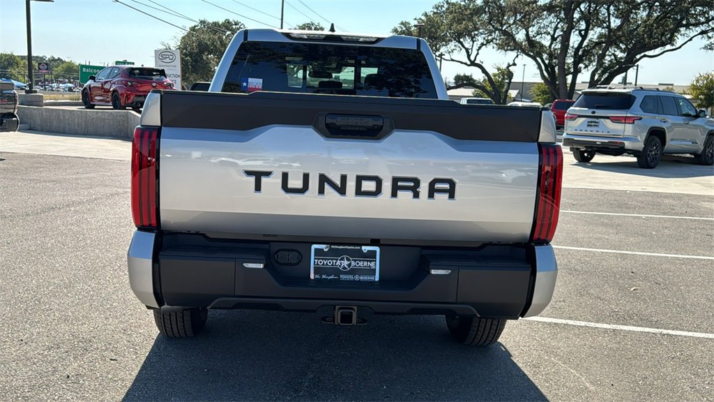 New 2026 Toyota Tundra SR image 7