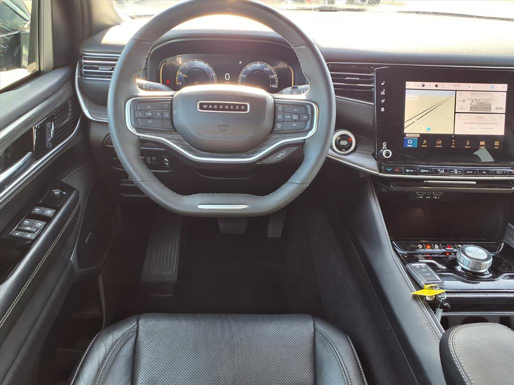 Used 2024 Jeep Wagoneer L Series II w/ Flexible Seating Group image 3