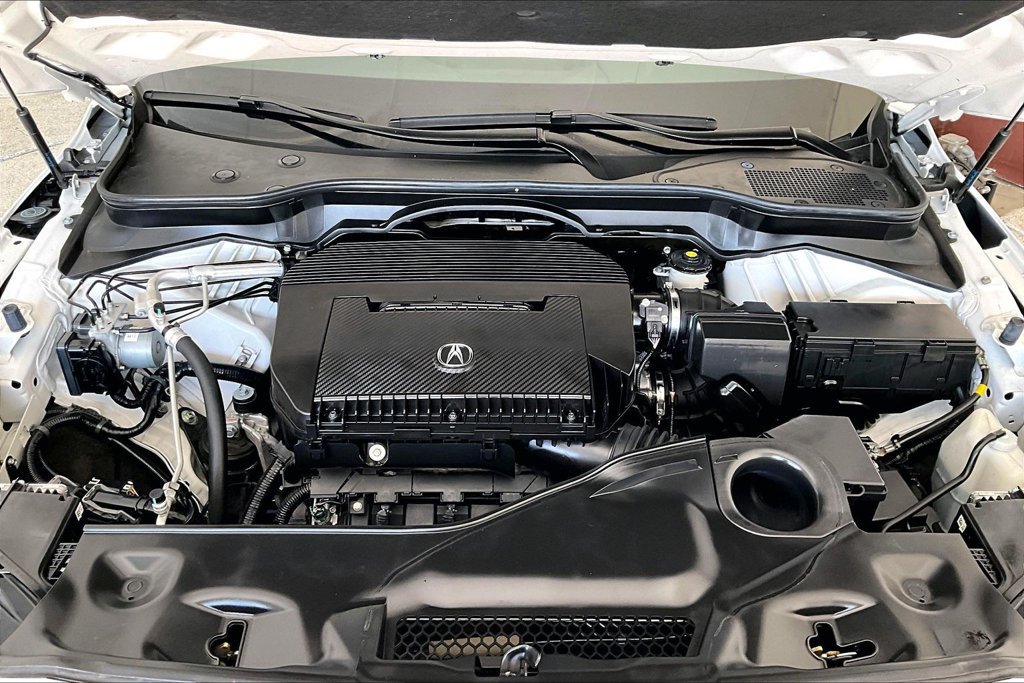 Certified 2025 Acura MDX FWD image 12