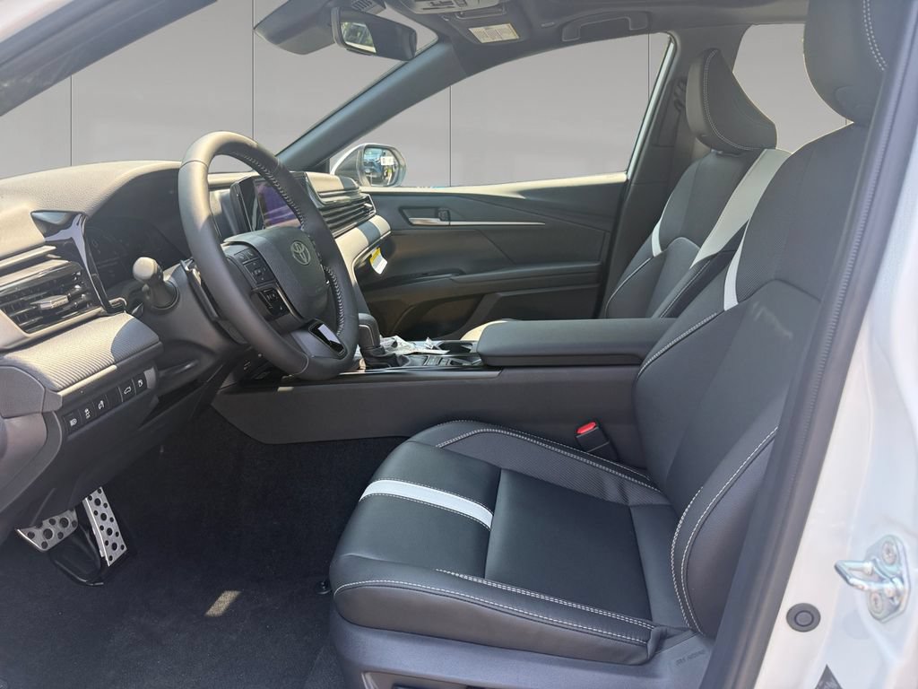 New 2026 Toyota Camry SE w/ Convenience Package FWD image 10