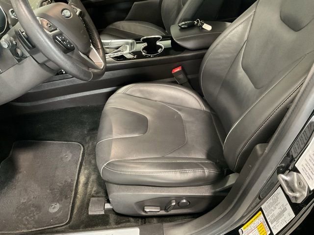 Used 2016 Ford Fusion Titanium AWD/4WD image 10