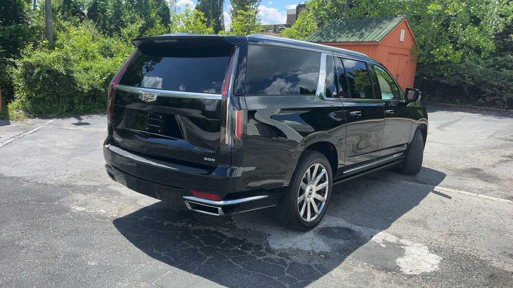 Used 2024 Cadillac Escalade ESV Premium Luxury Platinum AWD/4WD image 7