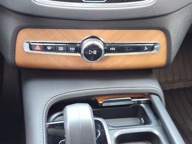 Used 2024 Volvo XC90 B6 Plus w/ Protection Package Premier AWD/4WD image 20