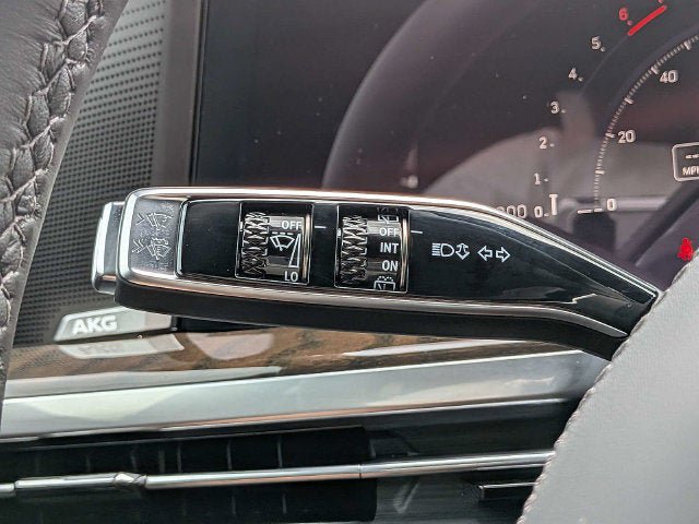 New 2026 Cadillac Escalade ESV Platinum Sport w/ LPO, ONYX Package AWD/4WD image 30