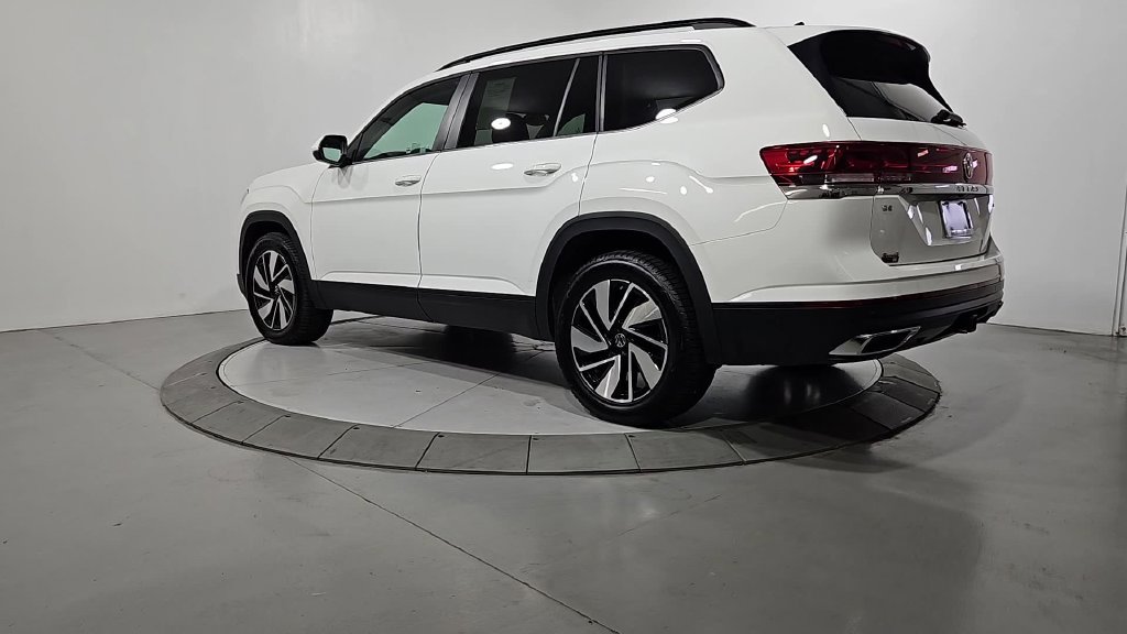 Certified 2024 Volkswagen Atlas SE AWD/4WD image 3