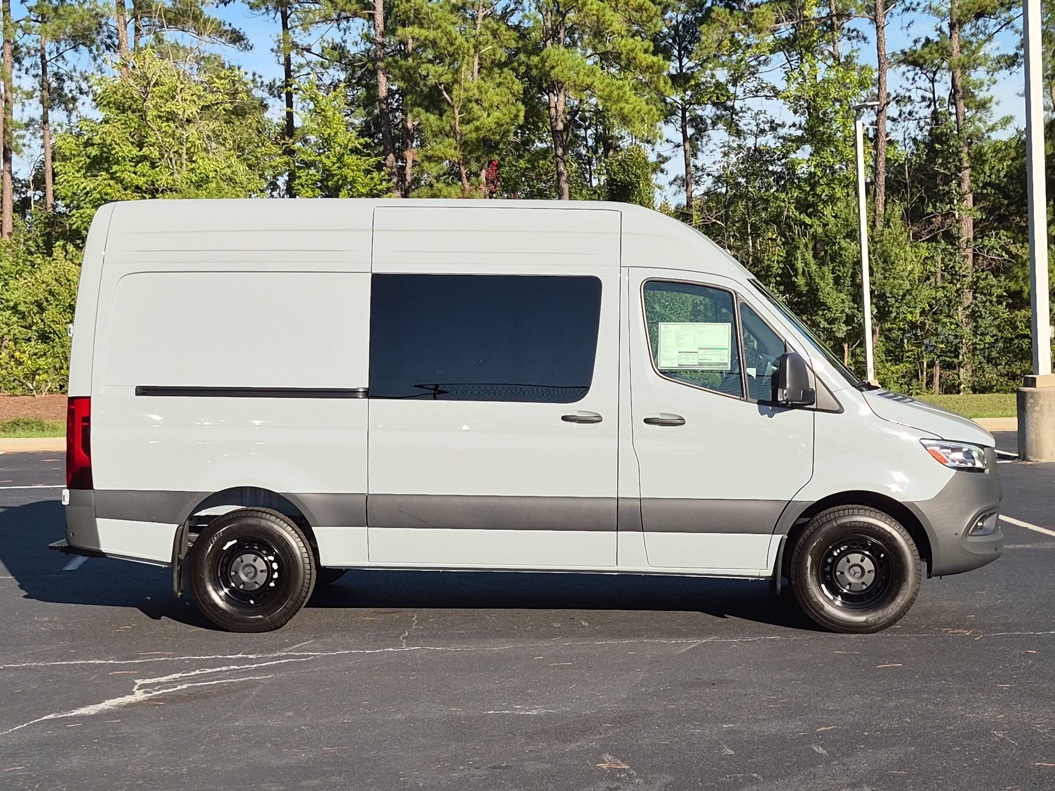 New 2026 Mercedes-Benz Sprinter 2500 image 11