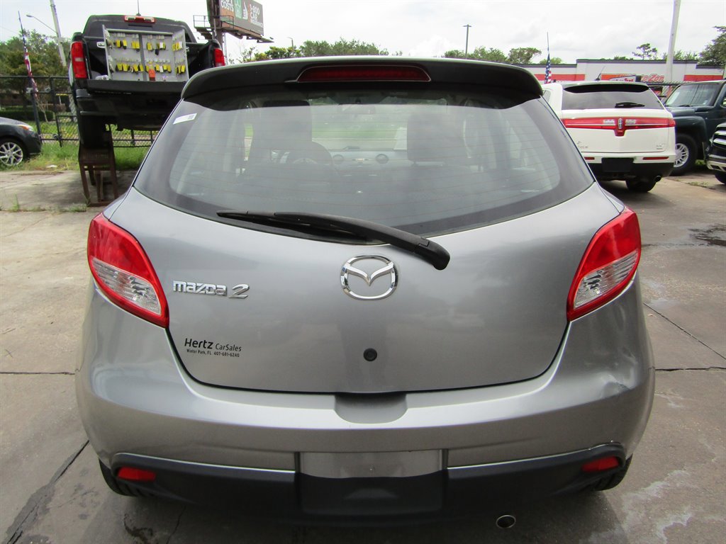 Used 2013 MAZDA MAZDA2 Touring image 3