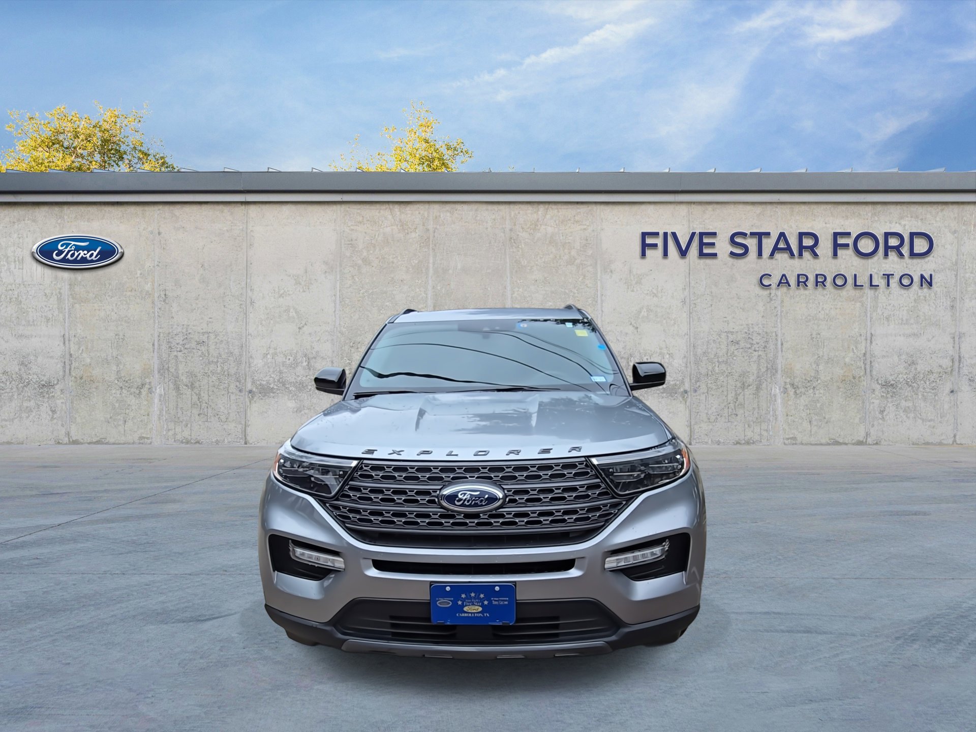 Certified 2022 Ford Explorer XLT w/ Equipment Group 202A RWD image 3