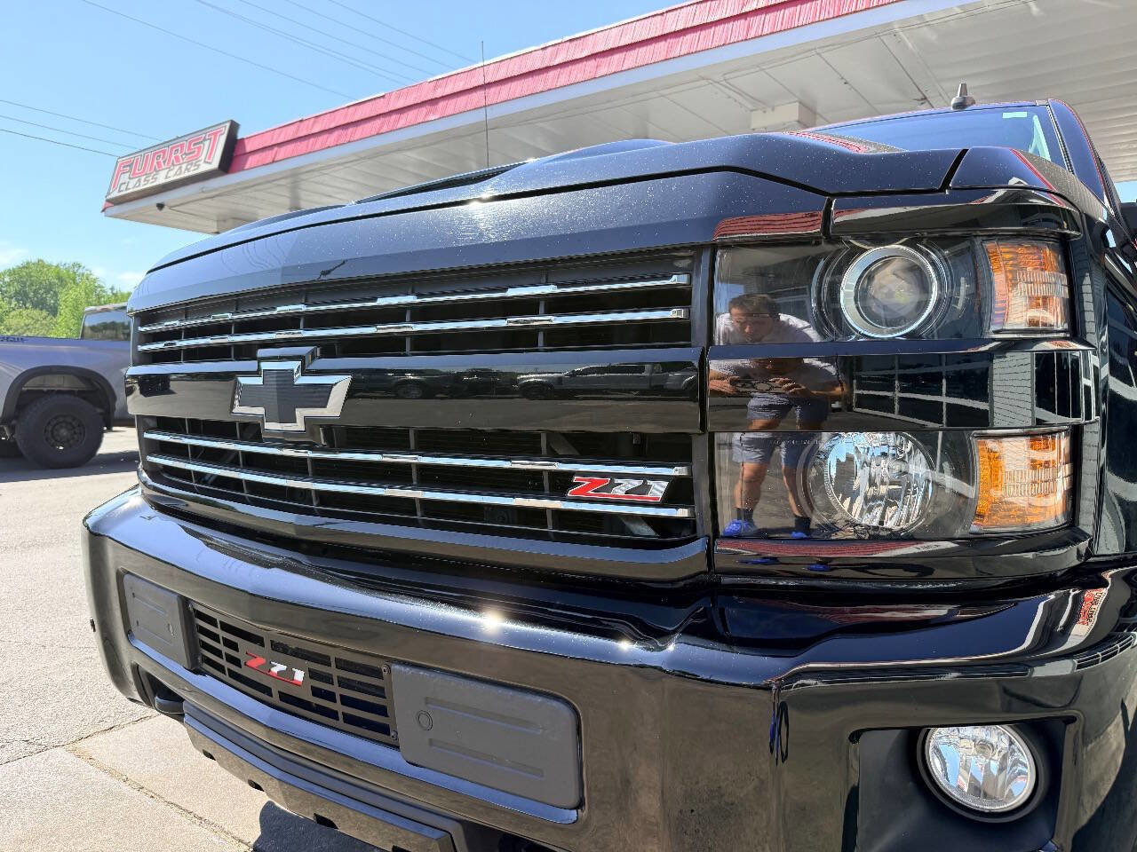 Used 2018 Chevrolet Silverado 2500 LTZ w/ Duramax Plus Package AWD/4WD image 17