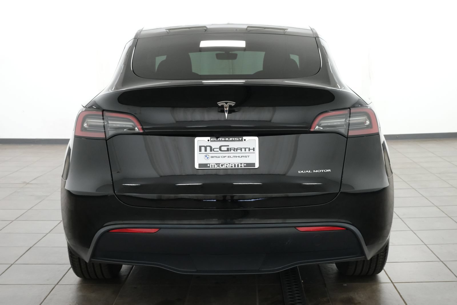Used 2024 Tesla Model Y Long Range AWD/4WD image 6