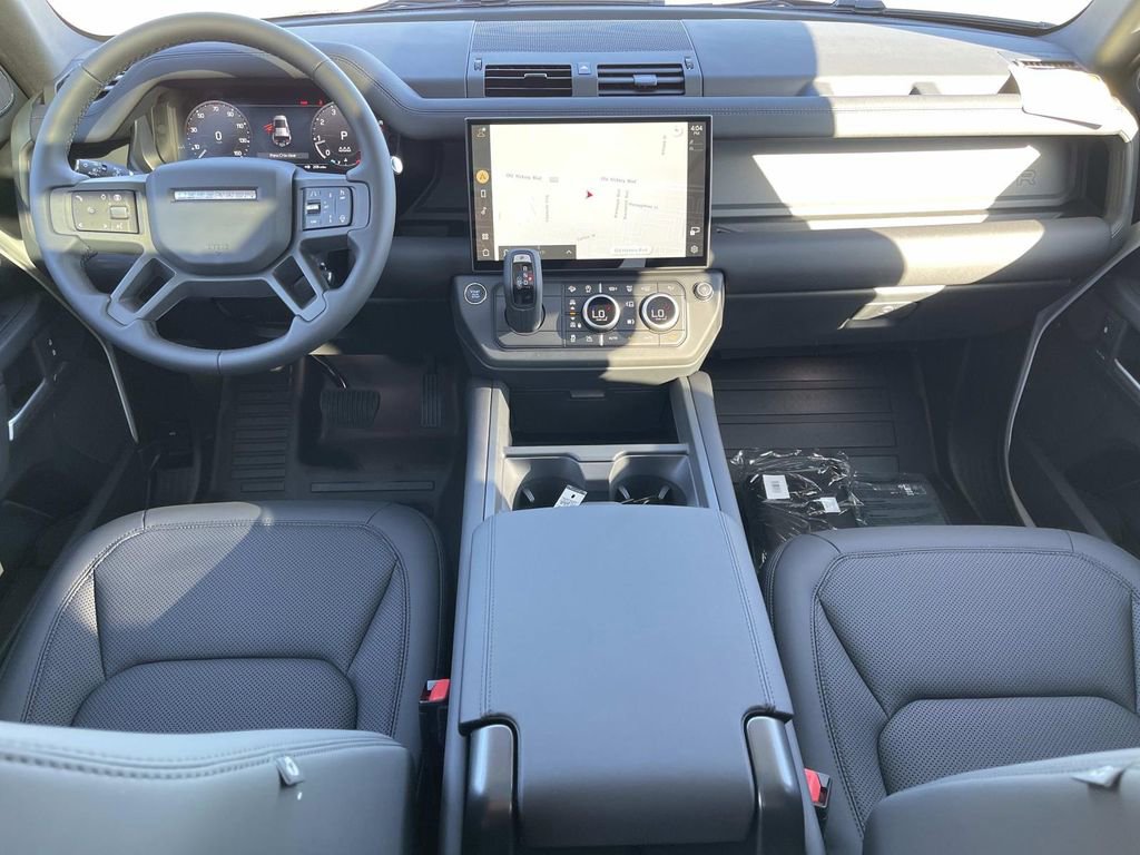 New 2026 Land Rover Defender 110 S AWD/4WD image 9
