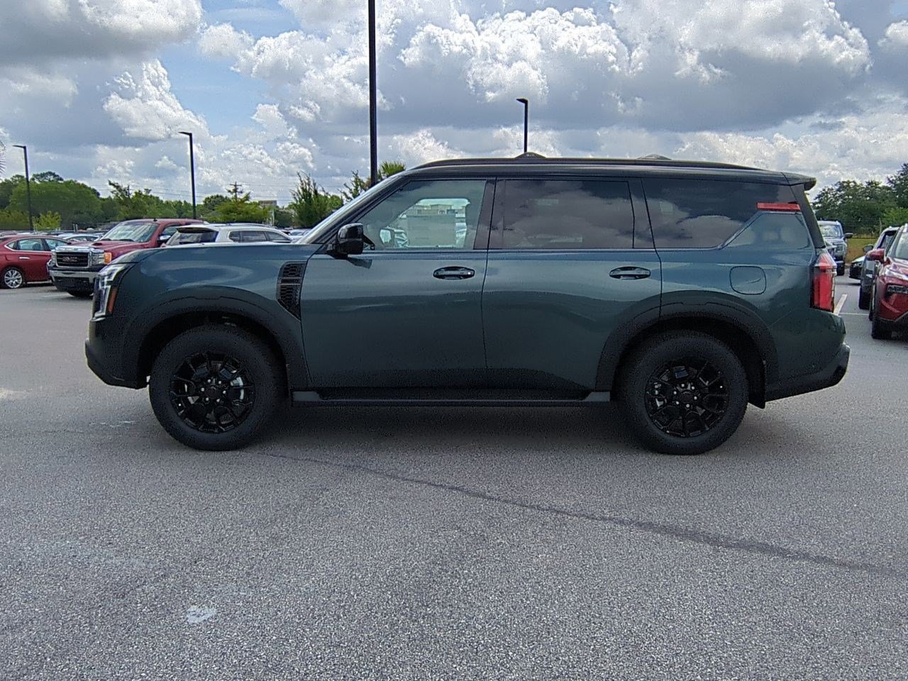 New 2025 Nissan Armada PRO-4X AWD/4WD image 7