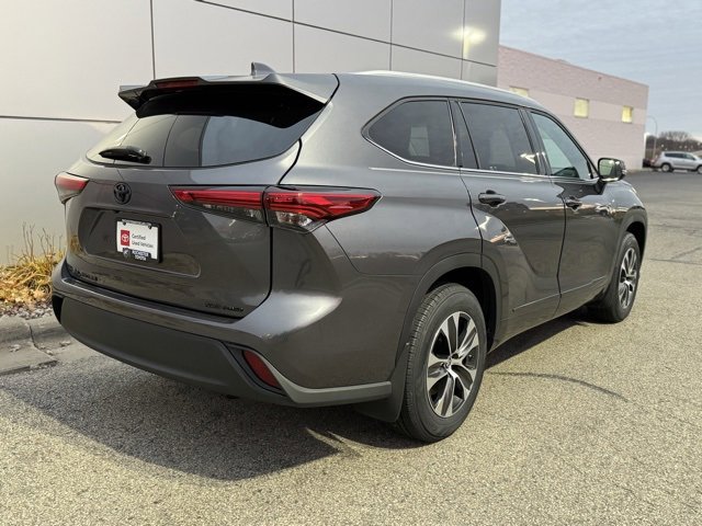 Certified 2022 Toyota Highlander XLE image 41