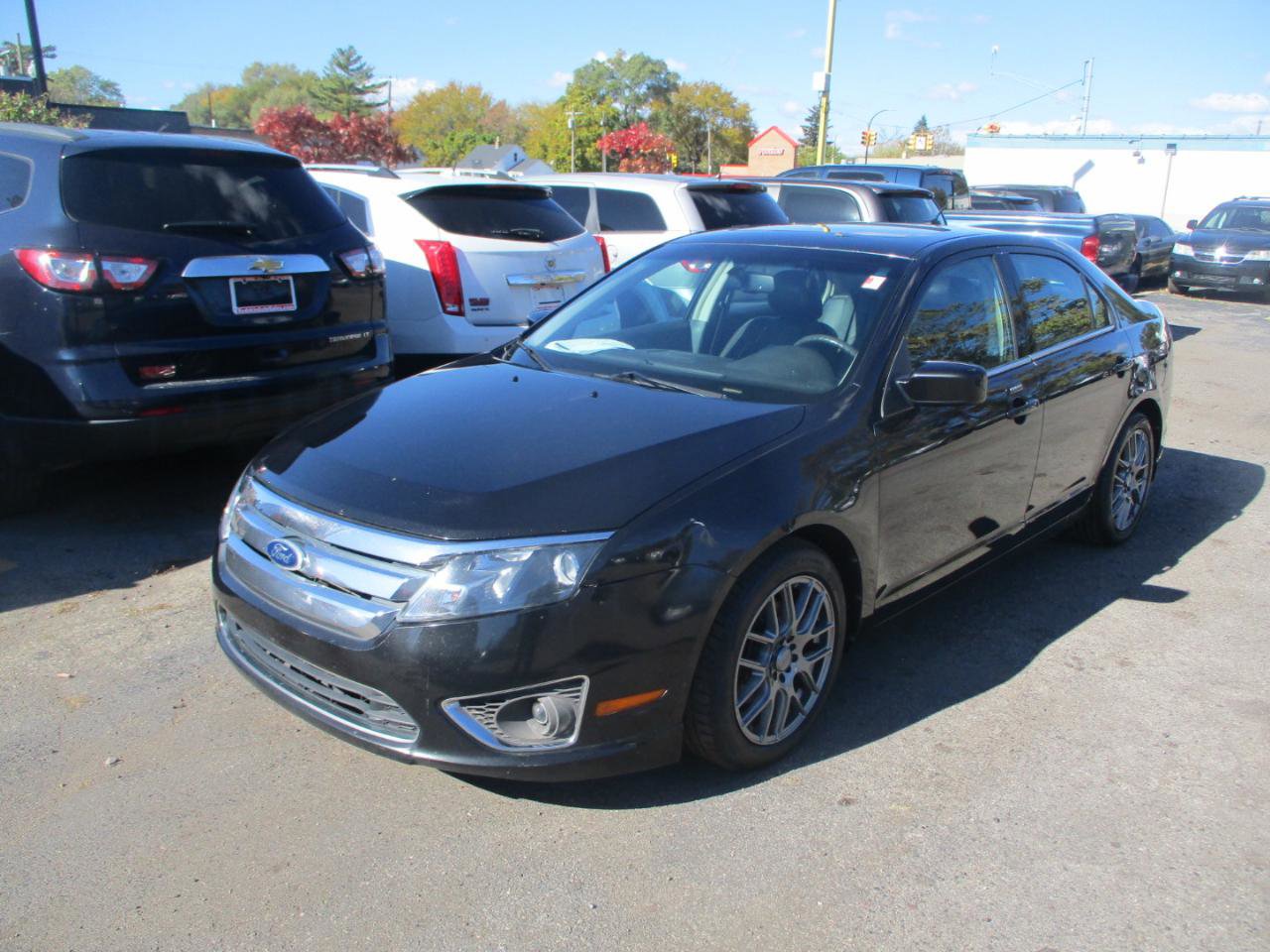 Used 2010 Ford Fusion SEL FWD image 3