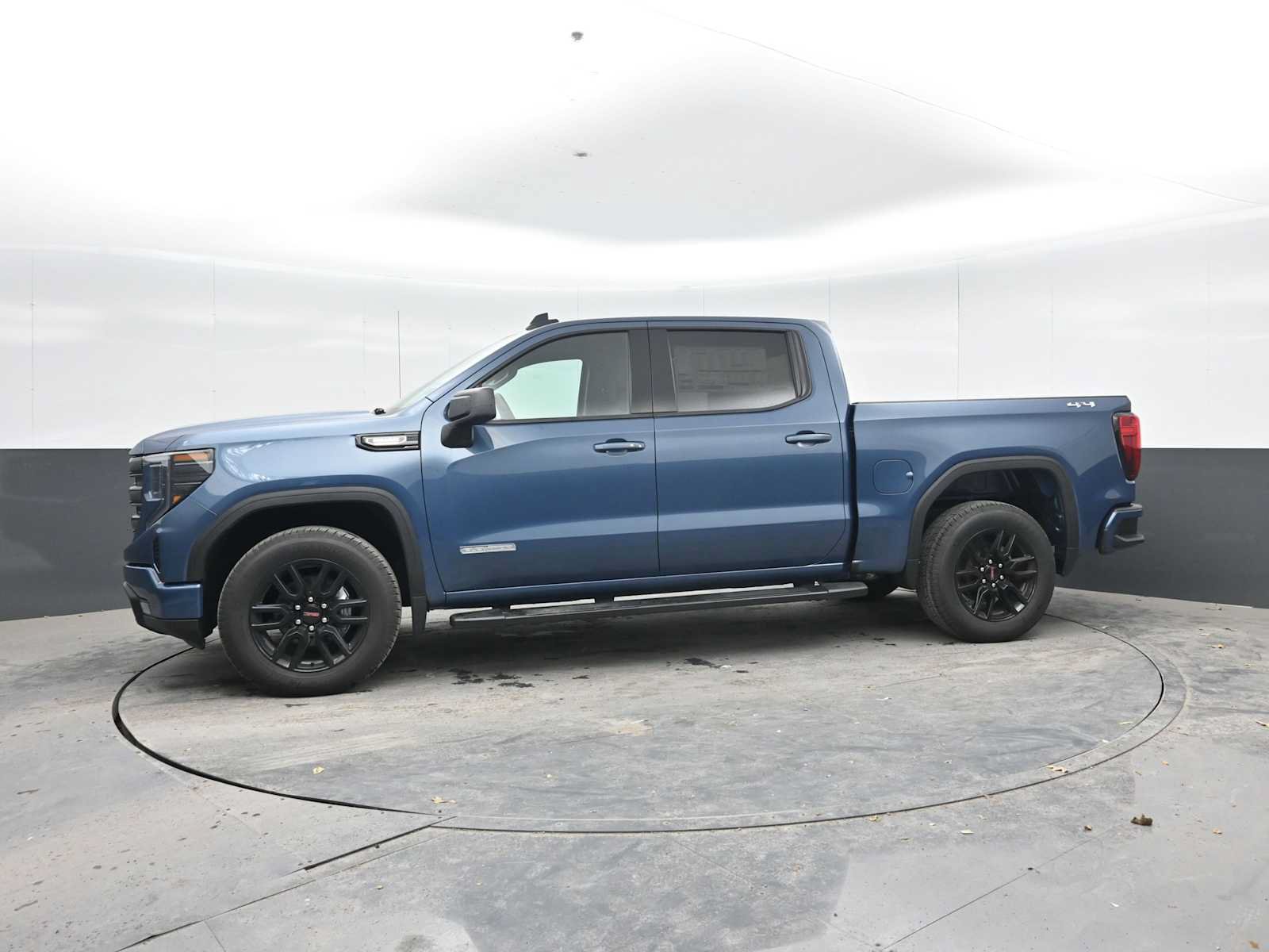 New 2026 GMC Sierra 1500 Elevation AWD/4WD image 4