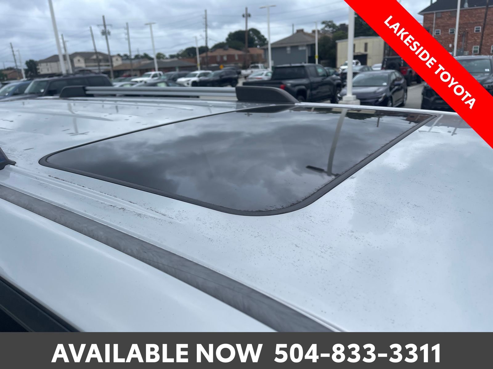 Used 2020 Toyota 4Runner SR5 Premium w/ Moonroof Package RWD image 9